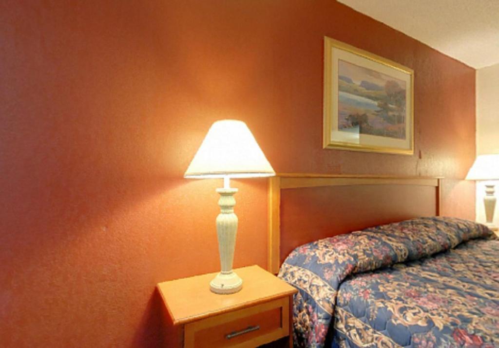 Americas Best Value Inn Weatherford Chambre photo